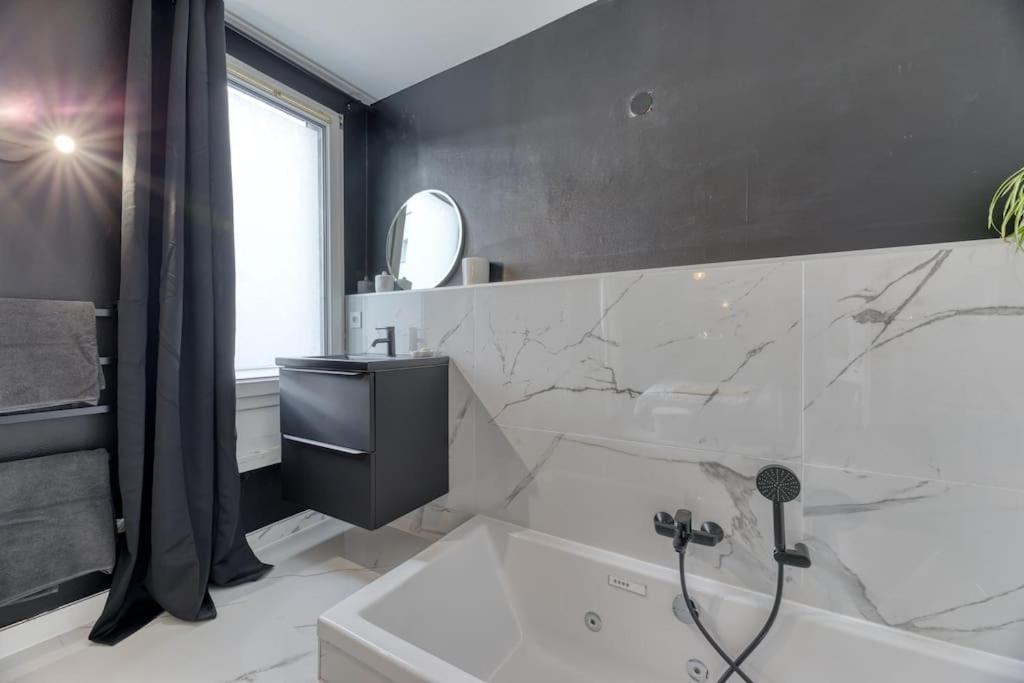 Appartement Balneo Centre Rouen Exteriör bild